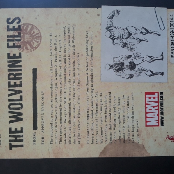 THE WOLVERINE FILES HARDCOVER W SLIPCASE & PRINTS! In Great condition!! - Picture 4 of 6